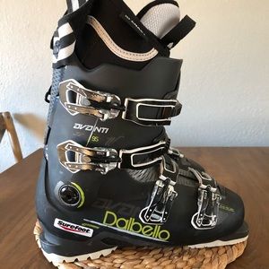 Dalbello Avanti Women’s Ski Boot